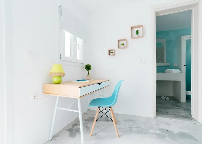 Almond Deluxe Suite